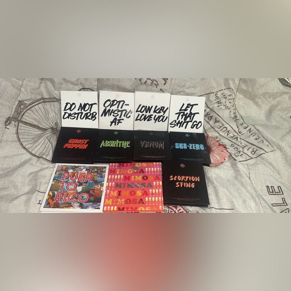 Used bh cosmetics eyeshadow palette bundle